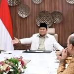Prabowo criticizes analysts, signals possible action against government critics