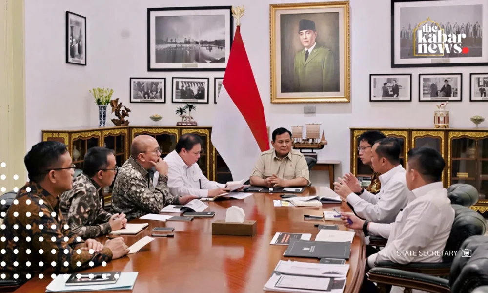 Prabowo pushes electric vehicle shift, targeting massive energy savings