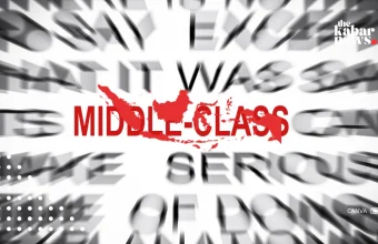 Indonesia moves up economically, but middle class faces job pressure