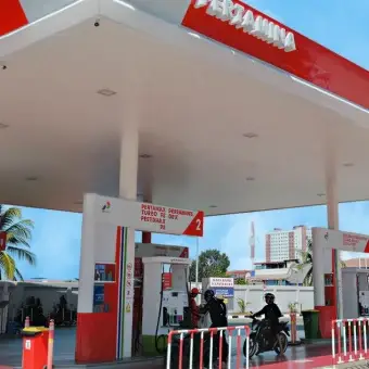 Indonesian govt plans adjustment to non-subsidized fuel prices, Bahlil says