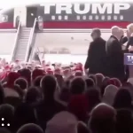Prankster shouts "Allah Akbar" during a Trump rally, Trump looked absolutely cooked