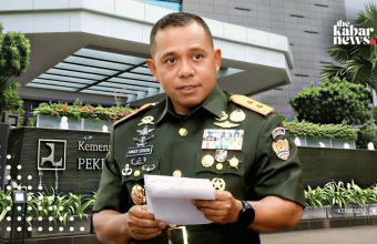 Former TNI Major Gen. Arnold Ritiauw takes key role at public works ministry