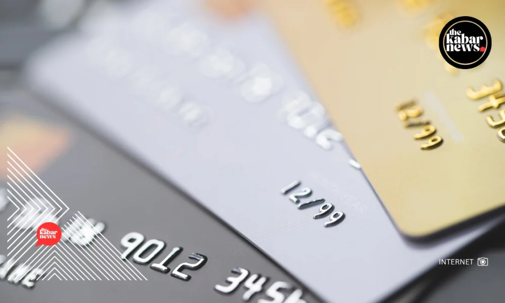 Credit card delinquencies hit 15-year high as Americans struggle with debt