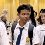 50 Kalbar students receive full ADEM scholarships | The Kabar News