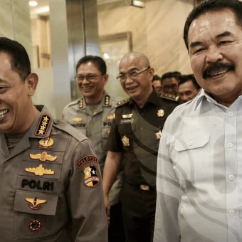 Analyst calls for four senior officials to resign | The Kabar News