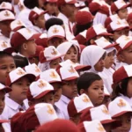 Pontianak mayor bans forced school uniform purchases | The Kabar News