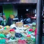 Trash piles up at Flamboyan Market for several days | The Kabar News