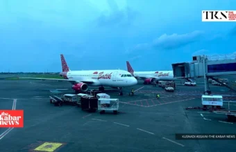 Anak Krakatau eruption disrupts Indonesian airports | The Kabar News