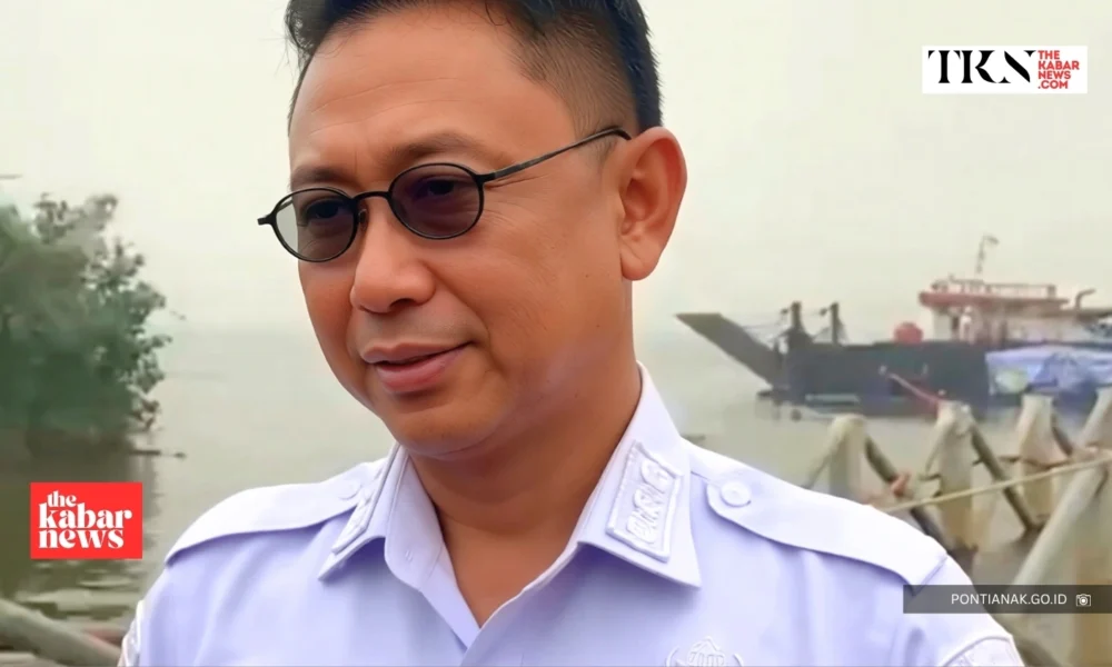 Freshwater barge reaches drought-hit Pontianak | The Kabar News