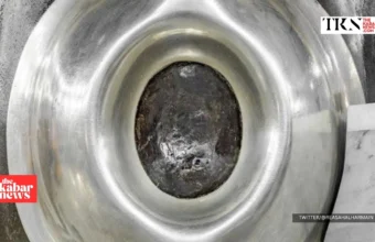 Why pilgrims kiss Hajar al-Aswad at the Kaaba | The Kabar News