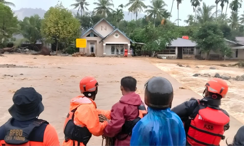 BNPB reports floods and fires across Indonesia | The Kabar News