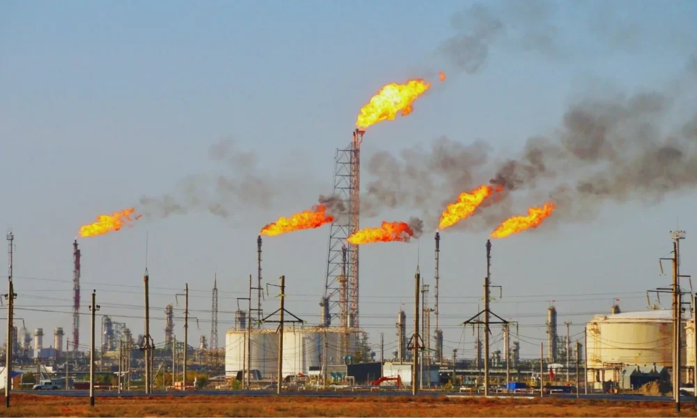 Indonesia cuts Singapore gas exports by 31 BBTUD | The Kabar News