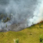 Mount Ciremai fire persists as crews target hotspots | The Kabar News