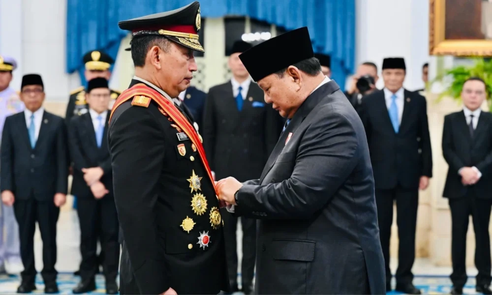 Prabowo awards Mahaputera stars to Listyo Sigit | The Kabar News