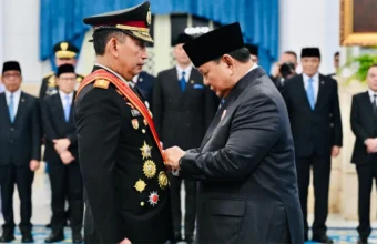 Prabowo awards Mahaputera stars to Listyo Sigit | The Kabar News
