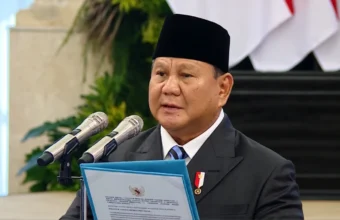 Prabowo reshuffles cabinet, moves Listyo Sigit to KSP | The Kabar News