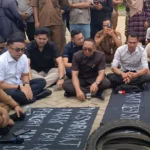 Sujiwo cancels disputed Batu Ampar transport fare | The Kabar News